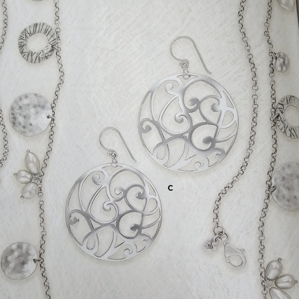 Silpada Sterling Silver Scrollwork Curved Circle Earrings French Wires W2137